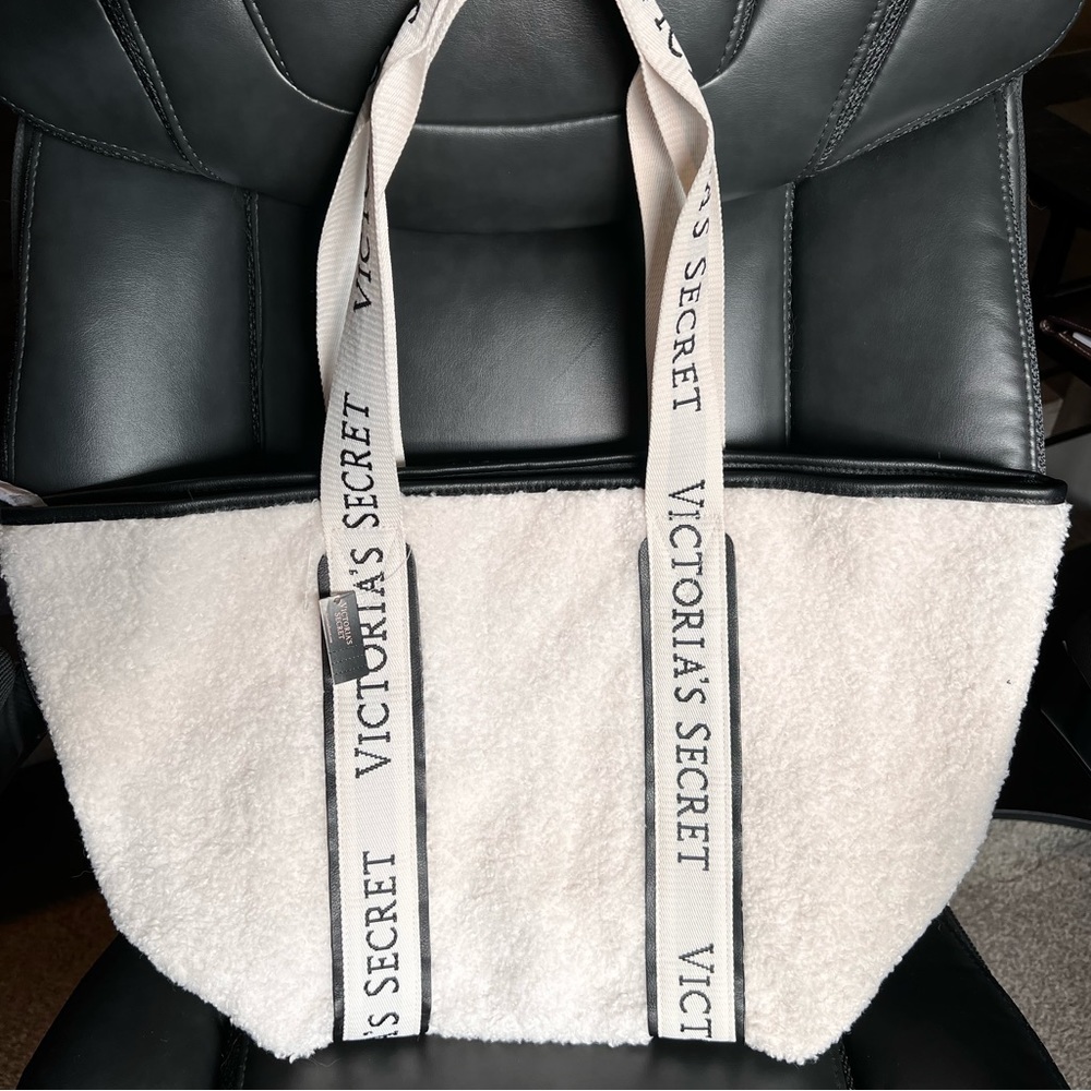 Victoria’s Secret Tote